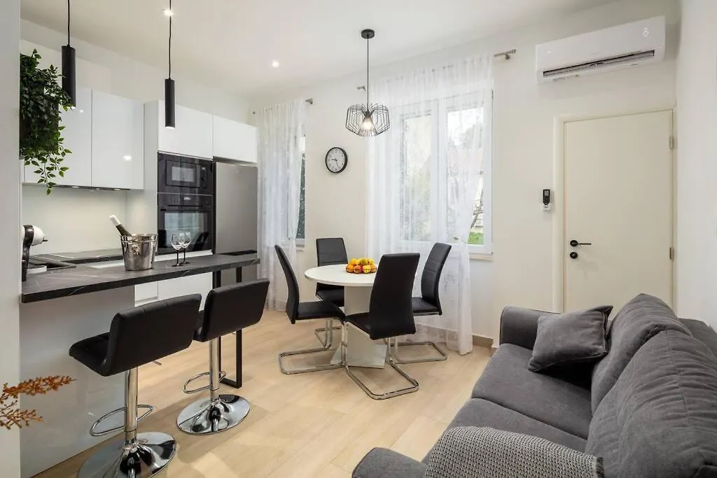 Apartman Drago 4* - 2 Minutes From The Town Centre Split Lejlighed